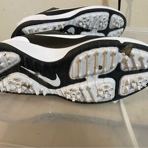 Nike Men’s Golf Shoes 9.5 Wide